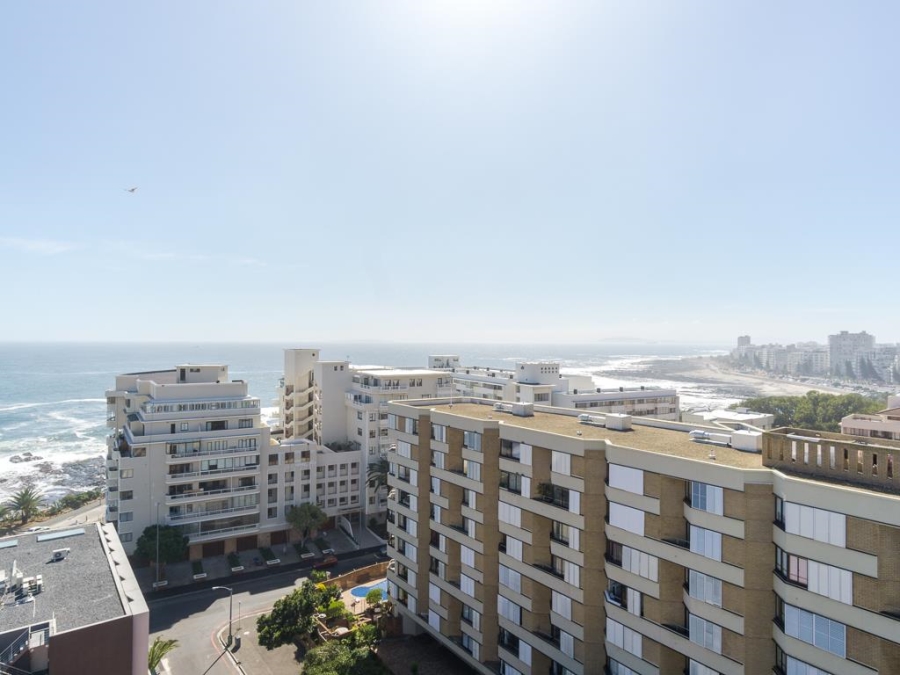 3 Bedroom Property for Sale in Sea Point Western Cape